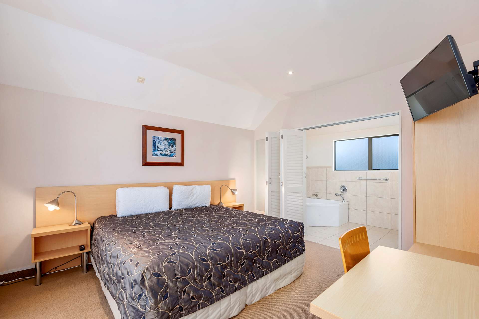 Central on Tui - Taupo Central Holiday Unit | Apartment Accommodation